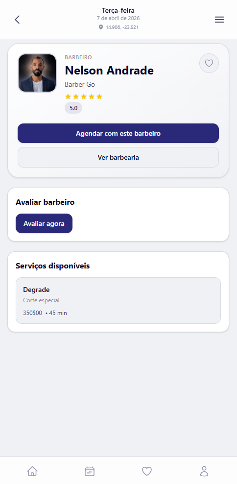 Ecrã da app BarberGo: perfil do barbeiro com avaliação, serviços e agendamento.